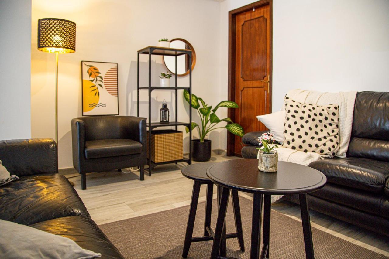 Cozy Room In Cascais City With Full Kitchen 5 Minutes From The Beach ภายนอก รูปภาพ