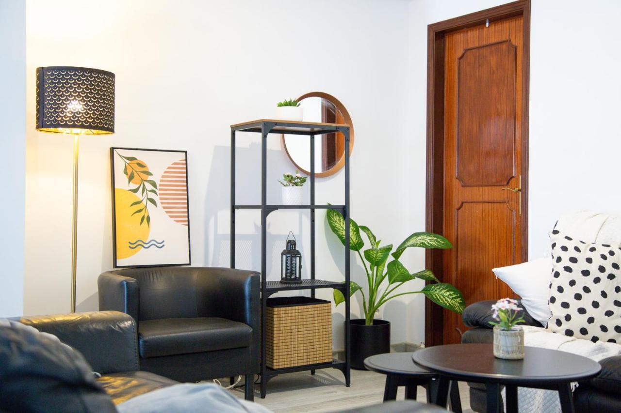 Cozy Room In Cascais City With Full Kitchen 5 Minutes From The Beach ภายนอก รูปภาพ